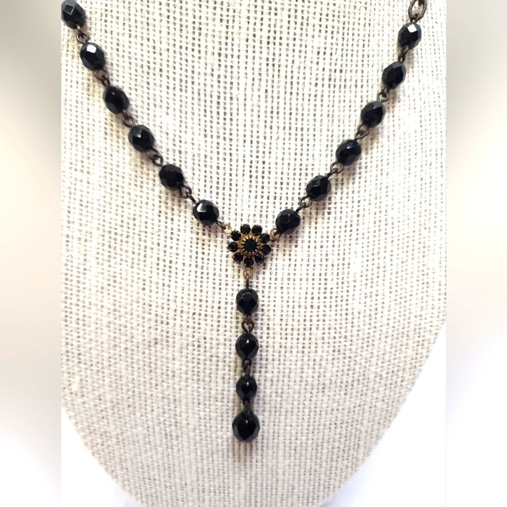 Black Jet Dangle Necklace